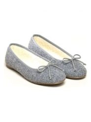 Freyling Kapcie w kolorze szarym rozmiar: 37. Szare kapcie Freyling, bez wzorów, z materiału. Za 130.99 zł.