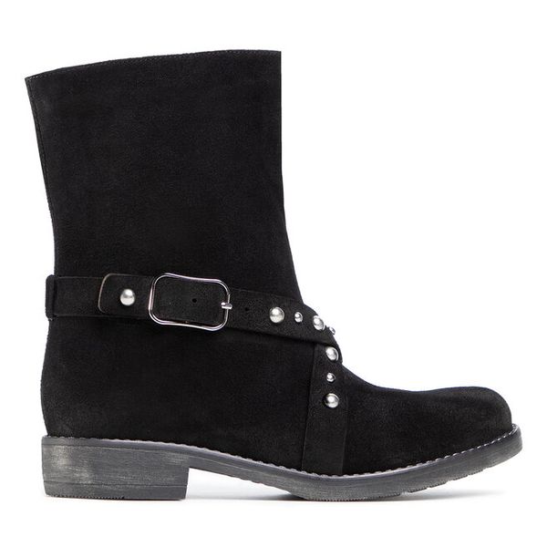 Botki QUAZI. Czarne botki QUAZI, bez wzorów, bez obcasa, na płaskiej podeszwie, bez zapięcia. Za 319.99 zł.