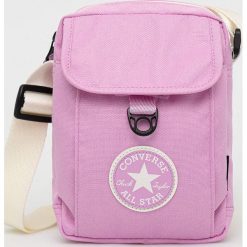 Converse saszetka kolor różowy. Czerwone nerki i saszetki Converse, bez wzorów, z włókna, bez dodatków. W wyprzedaży za 83.99 zł.