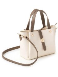 Vince Camuto Torebka "Bellagio" w kolorze kremowym - 25 x 19 x 11 cm rozmiar: onesize. Brązowe torebki klasyczne Vince Camuto, bez wzorów, z materiału, przez ramię, bez dodatków. Za 104.95 zł.