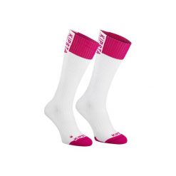 Skarpety do gry w siatkówkę V500. Skarpetki marki ALLSIX. Za 19.99 zł.