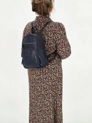 Beagles Plecak "Ferro" w kolorze granatowym - 25 x 30 x 9 cm rozmiar: onesize. Niebieskie plecaki Beagles, bez wzorów, z materiału, na ramię, bez dodatków. Za 143.22 zł.