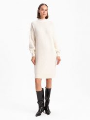 BGN Sukienka dzianinowa w kolorze kremowym rozmiar: 40. Brązowe sukienki BGN, na co dzień, bez wzorów, z dzianiny, bez kołnierzyka, bez ramiączek, midi, proste. Za 118.28 zł.