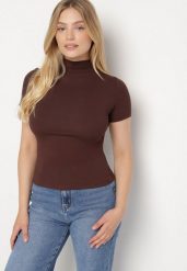 Brązowy Dopasowany T-shirt z Wiskozy z Golfem Isovera. Brązowe t-shirty Born2be, m, z aplikacjami, z materiału, biznesowe, bez kołnierzyka, bez ramiączek. Za 49.99 zł.