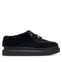 Śniegowce Guess. Czarne śniegowce Guess, z aplikacjami, bez zapięcia. Za 584.99 zł.