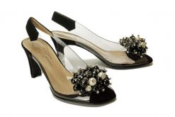 BRENDA ZARO 3448 black, sandały damskie. Czarne sandały Brenda Zaro, bez wzorów, z gumy, bez obcasa, na obcasie, bez zapięcia. Za 569.90 zł.