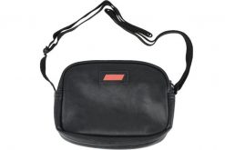 Saszetka na ramię sportowa dla dorosłych Sf Ls Small Satchel pojemność 1,2 L. Czarne nerki i saszetki Puma, bez wzorów, z materiału, sportowe, bez dodatków. Za 149.99 zł.