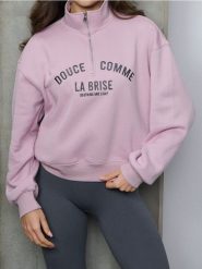 Bluza z krótkim zamkiem i stójką - różowy. Czerwone bluzy Sinsay, l, bez wzorów, bez ramiączek, bez kaptura. Za 49.99 zł.