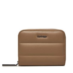 Portfel Calvin Klein. Brązowe portfele Calvin Klein, bez wzorów. Za 149.99 zł.
