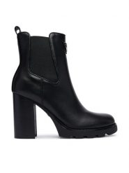 Guess Botki FLFNEL ELE10 Czarny. Czarne botki Guess, z aplikacjami, ze skóry, bez obcasa, na słupku, bez zapięcia. Za 634.99 zł.