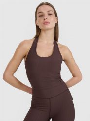 4F Crop top slim gładki damski 4F x Anna Lewandowska - brązowy XS. Brązowe topy 4f, l, bez wzorów, z dzianiny, eleganckie, bez kołnierzyka, bez ramiączek. Za 59.99 zł.