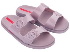 Klapki basenowe damskie Ipanema Follow Fem. Czerwone klapki Ipanema, bez wzorów, z gumy, klasyczne, bez obcasa, na płaskiej podeszwie, bez zapięcia. Za 221.00 zł.