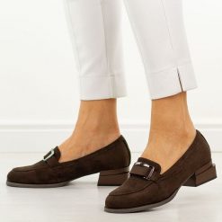 D.Brązowe półbuty damskie, mokasyny M.Daszyński Sa267-2. Brązowe mokasyny M.Daszyński, z aplikacjami, z zamszu, z okrągłym noskiem. Za 199.00 zł.