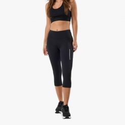 Legginsy Trening Damska Swedemount Core Pocket 3/4 szybkoschnące. Czarne legginsy SWEDEMOUNT, bez wzorów, sportowe. Za 149.99 zł.