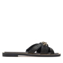 Klapki MICHAEL Michael Kors. Czarne klapki MICHAEL Michael Kors, bez wzorów, bez obcasa, bez zapięcia. Za 499.99 zł.