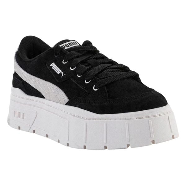 Damskie Skórzane Buty Treningowe Mayze Stack DC5. Białe buty trekkingowe Puma, bez wzorów, bez zapięcia, trekkingowe. Za 634.99 zł.