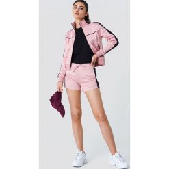 NA-KD Szorty sportowe - Pink. Różowe szorty sportowe NA-KD. W wyprzedaży za 56.67 zł.