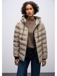 Street One Kurtka pikowana w kolorze beżowym rozmiar: 44. Brązowe kurtki Street One, bez wzorów, street, bez kaptura. Za 459.04 zł.