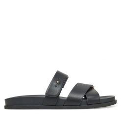 Klapki DeeZee. Klapki DeeZee, bez wzorów, bez obcasa, bez zapięcia. Za 139.99 zł.