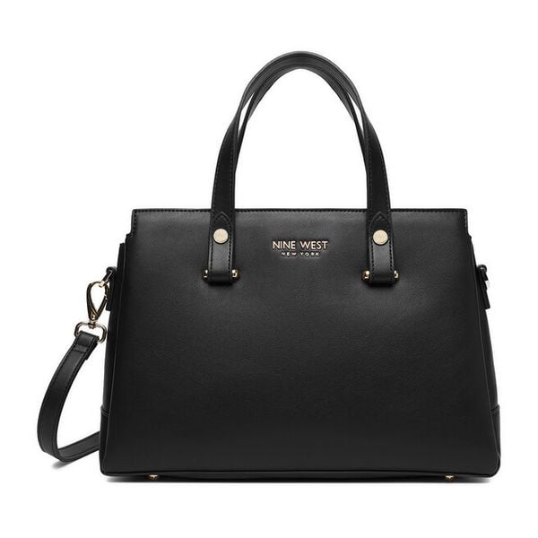 Torebka Nine West. Czarne torebki klasyczne Nine West, bez wzorów, klasyczne, bez dodatków. Za 279.99 zł.