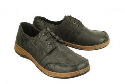 COMFORTABEL 950774-1 schwarz, półbuty damskie. Czarne półbuty wsuwane Comfortabel, bez wzorów, ze skóry, bez obcasa. Za 149.95 zł.