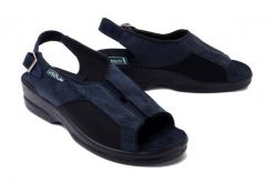 ADANEX ASK84 ASTRA 26190B granatowy, sandały damskie. Niebieskie sandały Adanex, bez wzorów, z gumy, bez obcasa, bez zapięcia. Za 116.90 zł.