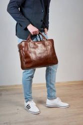 Skórzana Torba na Laptopa Brødrene R01 Jasny Brąz. Torby na laptopa bez wzorów, ze skóry. Za 449.00 zł.