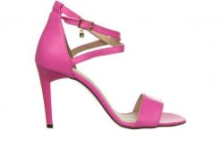 Sandały Bayla-159 4115 089-P Róż Lico 159139, Skóra naturalna - 39. Czerwone sandały Bayla, bez wzorów, z materiału, z otwartym noskiem, bez obcasa, na szpilce, bez zapięcia. W wyprzedaży za 179.10 zł.