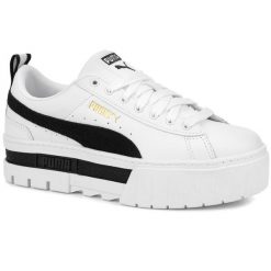 Damskie buty sportowe sneakersy na platformie białe PUMA MAYZE. Białe buty treningowe Puma, bez wzorów, bez zapięcia. Za 215.00 zł.