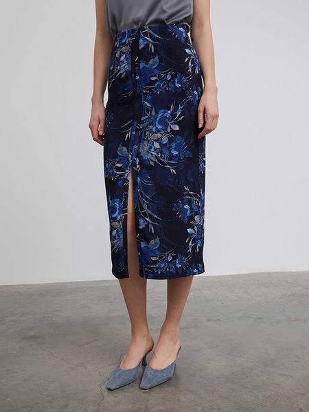 BGN Spódnica w kolorze granatowym rozmiar: 38. Niebieskie spódnice BGN, na co dzień, bez wzorów, z wiskozy, midi, proste. Za 96.14 zł.