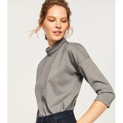 Bluzka w kropki - Szary. Bluzki marki Reserved. W wyprzedaży za 49.99 zł.