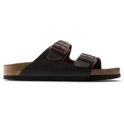 Birkenstock Arizona SFB LEOI Habana Klapki damskie. Brązowe klapki Birkenstock, bez wzorów, z nubiku, klasyczne, z otwartym noskiem, bez obcasa, bez zapięcia. Za 489.99 zł.