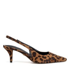 Sandały Nine West. Brązowe sandały Nine West, bez wzorów, bez obcasa, na szpilce, bez zapięcia. Za 249.99 zł.