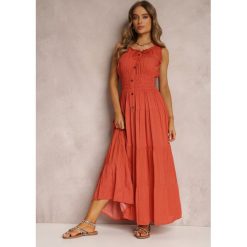 Czerwona Sukienka Kilroy. Czerwone sukienki Renee, l, bez wzorów, boho, bez kołnierzyka, bez ramiączek, maxi, rozkloszowane. W wyprzedaży za 83.99 zł.