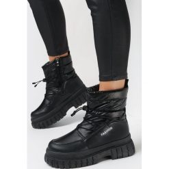 Czarne Śniegowce Mouset. Czarne śniegowce Born2be, bez wzorów, bez zapięcia. Za 159.99 zł.