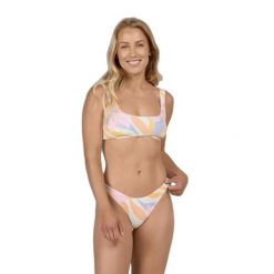 Kostium kąpielowy dwuczęściowy z kwiatowym stanikiem dla kobiet Salty Crew. Białe bikini SALTY CREW, bez wzorów, sportowe. Za 290.00 zł.