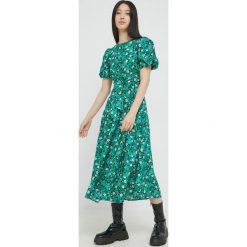 Only sukienka kolor zielony midi rozkloszowana. Zielone sukienki ONLY, l, bez wzorów, z tkaniny, bez kołnierzyka, bez ramiączek, midi, rozkloszowane. Za 229.99 zł.
