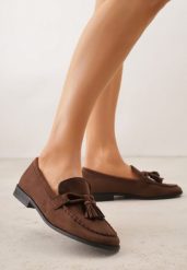 Brązowe Mokasyny z Imitacji Zamszu Zdobione Frędzlami i Kokardą Edania. Brązowe mokasyny Born2be, z aplikacjami, z jeansu. Za 99.99 zł.