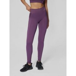 Damskie legginsy Hummel Te Christel. Czerwone legginsy Hummel, bez wzorów, sportowe. Za 147.00 zł.