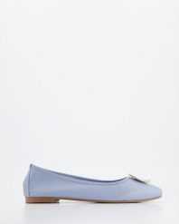 KLASYCZNE BALERINY 5069 BLUE FOG. Niebieskie baleriny Venezia, bez wzorów, ze skóry, klasyczne, bez obcasa, bez zapięcia. Za 199.00 zł.