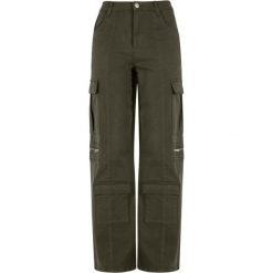 Spodnie Damskie Utility Twill Stretch Loose Cargo Trousers. Brązowe spodnie dresowe Urban Classics, bez wzorów, długie. Za 187.99 zł.