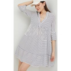 Vero Moda sukienka bawełniana kolor biały mini rozkloszowana. Białe sukienki Vero Moda, l, bez wzorów, z bawełny, bez kołnierzyka, bez ramiączek, mini, rozkloszowane. Za 179.99 zł.