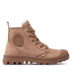 Trapery Palladium. Brązowe traperki Palladium, bez wzorów, bez obcasa, bez zapięcia. Za 359.99 zł.
