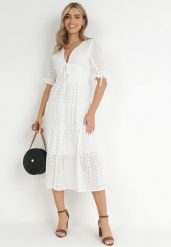 Biała Sukienka Galyllis. Białe sukienki Born2be, m, bez wzorów, z bawełny, boho, bez kołnierzyka, bez ramiączek, midi. Za 289.99 zł.