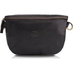 Saszetka skórzana PAOLO PERUZZI czarna T-36-BL. Czarne nerki i saszetki PAOLO PERUZZI, bez wzorów, z materiału, klasyczne, bez dodatków. Za 139.99 zł.