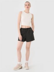 4F Spodenki casual z dzianiny waflowej damskie - czarne XL. Czarne szorty 4f, bez wzorów, z bawełny, casualowe. W wyprzedaży za 49.99 zł.