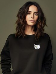 WOOOP Bluza w kolorze czarnym rozmiar: S. Czarne bluzy Wooop, s, bez wzorów, bez kaptura. Za 114.98 zł.