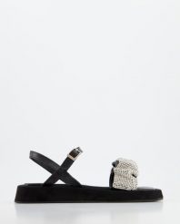 CZARNE SANDAŁY 00301975 BLACK. Czarne sandały Venezia, bez wzorów, ze skóry, bez obcasa, bez zapięcia. Za 239.00 zł.