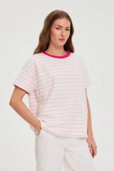 Bluza oversize w paski różowa. Czerwone bluzy MOODO, l, bez wzorów, z bawełny, bez ramiączek, bez kaptura. Za 79.99 zł.