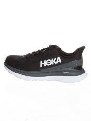 HOKA ONE ONE Buty "Mach 4" w kolorze czarnym do biegania rozmiar: 40 2/3. Czarne buty do biegania Hoka One One, bez wzorów, bez zapięcia, do biegania. Za 205.45 zł.